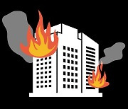 전북 익산 아파트서 불…대피 거주자 2명 부상