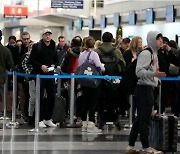 美 시카고공항서 "내 가방에 폭탄있다" 농담한 여행객 체포