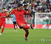 [월드컵] '종아리 통증' 김민재, 이틀째 팀 훈련 불참