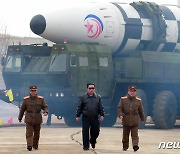 北 ICBM '화성-17형' 기여 군 인사 진급… 장창하·김정식 '별 넷'으로