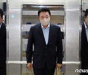 김철근, 與윤리위 '재심 각하'에 "유윤무죄, 무윤유죄" 반발