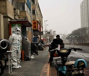 "중국 제로코비드 조기종료 어려워…내년 2분기부터 단계폐지"