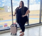 30대 플러스사이즈 모델 ‘뚱뚱하다’는 이유로 이코노미석 탑승 거부한 카타르 항공