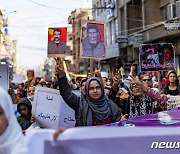 분노한 시리아 쿠르드계 "민족 탄압 중단하라"