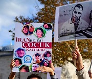 '반체제 시위' 지지한 이란 래퍼, 체포돼 사형 위기