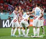 ‘크라마리치 멀티골’ 크로아티아, 캐나다에 4-1 역전승..조 1위