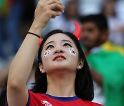 페이스 페인팅한 한국 축구 팬