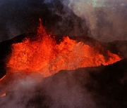 하와이 '마우나 로아' 화산 분화 시작…용암은 아직 정상부에만