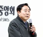 “무협·상의 99%가 中企···납품단가 연동제 반대가 진짜 회원 의견?”