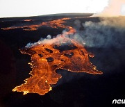 용암이 끓는 하와이 마우나로아 화산
