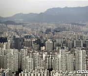 수억씩 내린 집값에도…중산층 살 수 있는 서울 아파트 ‘100채 중 2.5채’