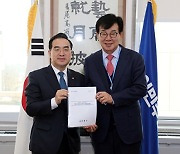 김성 장흥군수, 국회 방문해 국비예산 확보 나서