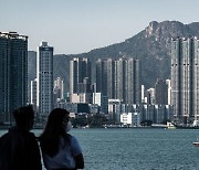 홍콩 코로나19 신규감염 7547명...누적 210만9435명