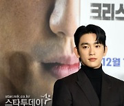 ‘크리스마스 캐럴’ 박진영 “1인2역, 캐릭터와 맞닿아 있는지 불안감 有”