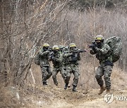 육군, 강원도서 하사 무단이탈로 훈련 중단…이튿날 검거돼 재개