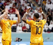 [월드컵] '어차피 1위는 유럽' 반전 없었던 A-B조 (종합)