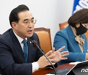 박홍근 원내대표 '취재진 질문에 답변'