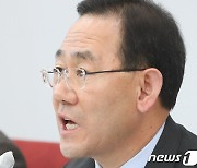 주호영 "예산 제때 통과 못되면 더 큰 위기…野힘 자랑 말라"