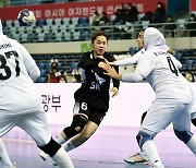 한국, 아시아여자핸드볼선수권서 이란 꺾고 4연승…중국과 4강전