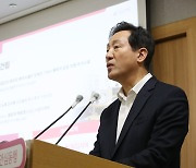 오세훈 “지하철 파업 정치적…화물연대 파업과 연결”