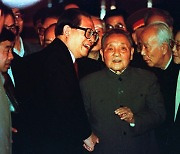 장쩌민 장례위원장은 시진핑...덩샤오핑 이후 첫 中 최고지도자 장례