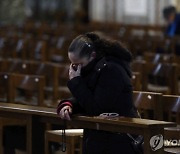 英 기독교 비율 과반 붕괴됐다…성공회 국교 폐지론 '고개'