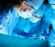 Cataract correction, spine surgery, hemorrhoidectomy are most common operations in Korea
