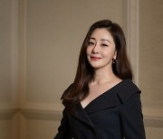 오나라, '22년째 ♥' 김도훈 "아직도 설레…문제 있는 듯" [인터뷰①]