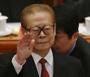 [장쩌민 전 주석 사망] 中 고속 성장 이끈 '상하이방' 수장···톈안먼 유혈 진압도
