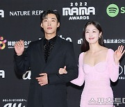 [ST포토] 우도환- 한선화 '2022 MAMA AWARDS' 참석했어요