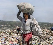 INDONESIA ENVIRONMENT WASTE