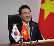 尹 대통령, 베트남 국가주석 초청…5일 정상회담
