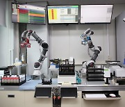국내 최초 촉매 평가 로봇 실험실 열려...에너지연, 사람 대비 30배 빨라