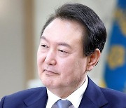 "화물 운수종사자 여러분"…尹대통령, 페북에 올린 당부 글