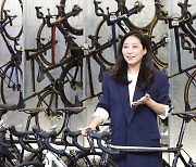 "자전거 타며 모은 탄소 팝니다"…황당 아이디어에 대기업 줄섰다