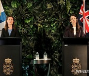 "뉴질랜드-핀란드 총리, 나이 비슷해 양자회담했나"…기자 질문 논란