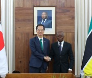 尹, 아프리카 협력 바통 이어간 한덕수 총리, 모잠비크서 자원외교