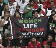 이란, 월드컵 선수단 가족 인질 삼아 협박···"국가 안 부르면 고문"