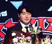박병호·김혜성·최정·오지환, 리얼글러브 각 부문 수상자로 선정