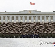 김정은, '대남 시위비행' 비행사들 승진시켜…"공군승리의 해"