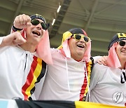 벨기에 응원하는 축구팬