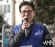 [Ms포토]최덕형 대표이사 '함께 하는 직원들 너무 감사해요'