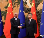 시진핑, EU 수장에게 코로나 시위 '불평'…방역 규제 완화 시사(종합)