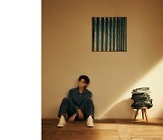 BTS RM, 첫 공식 솔로 음반 '인디고' 발표..."전시 같은 앨범"
