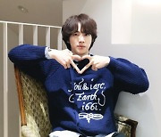 방탄소년단 진 팬클럽,  홀트아동복지회에 생일 기념 후원금 전달