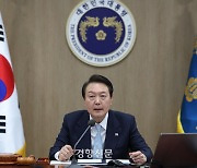 윤 대통령 지지율 소폭 오른 31%···고착현상은 계속[한국갤럽]