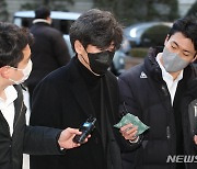 남욱 "책임 몰릴까 과장 진술한 부분 있어...법정서 솔직히 말할 것"