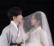 야옹이♥전선욱 작가, 오늘(3일) 결혼식 "평생 함께하고 싶어"