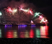 ‘부산불꽃축제’ 광안리 숙박·카페 바가지 논란…100만 인파 지역 최대 이벤트