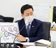 이준배 성남시의원 “신상진 성남시장 비선실세 의혹 제기”